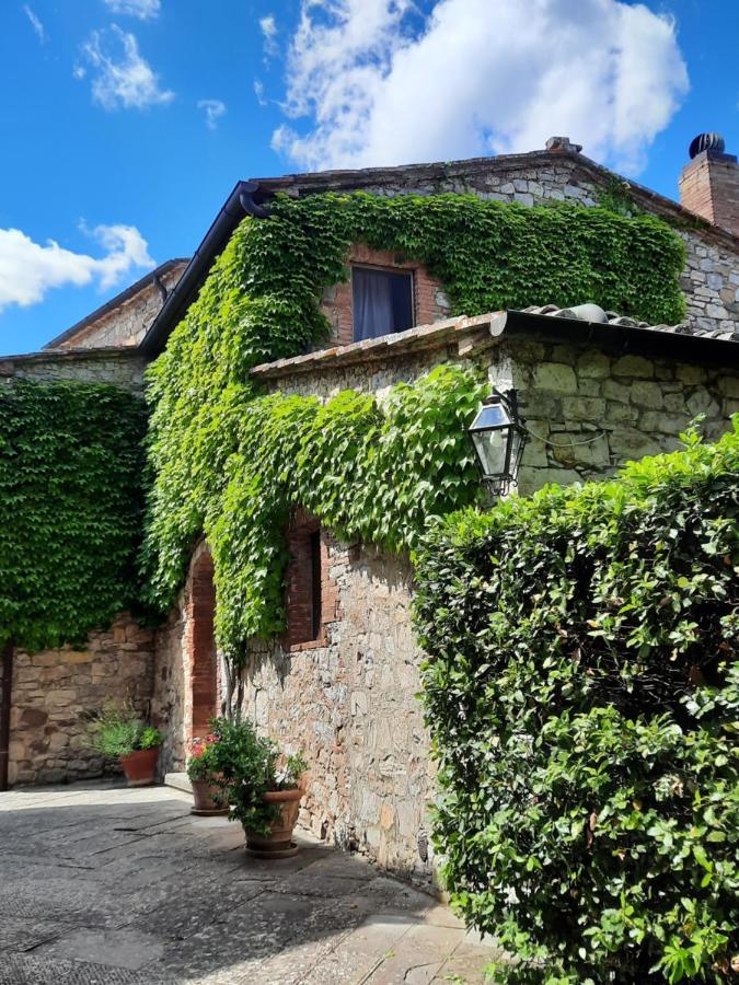 Borgo Livernano - Farmhouse With Pool Radda in Chianti Ngoại thất bức ảnh