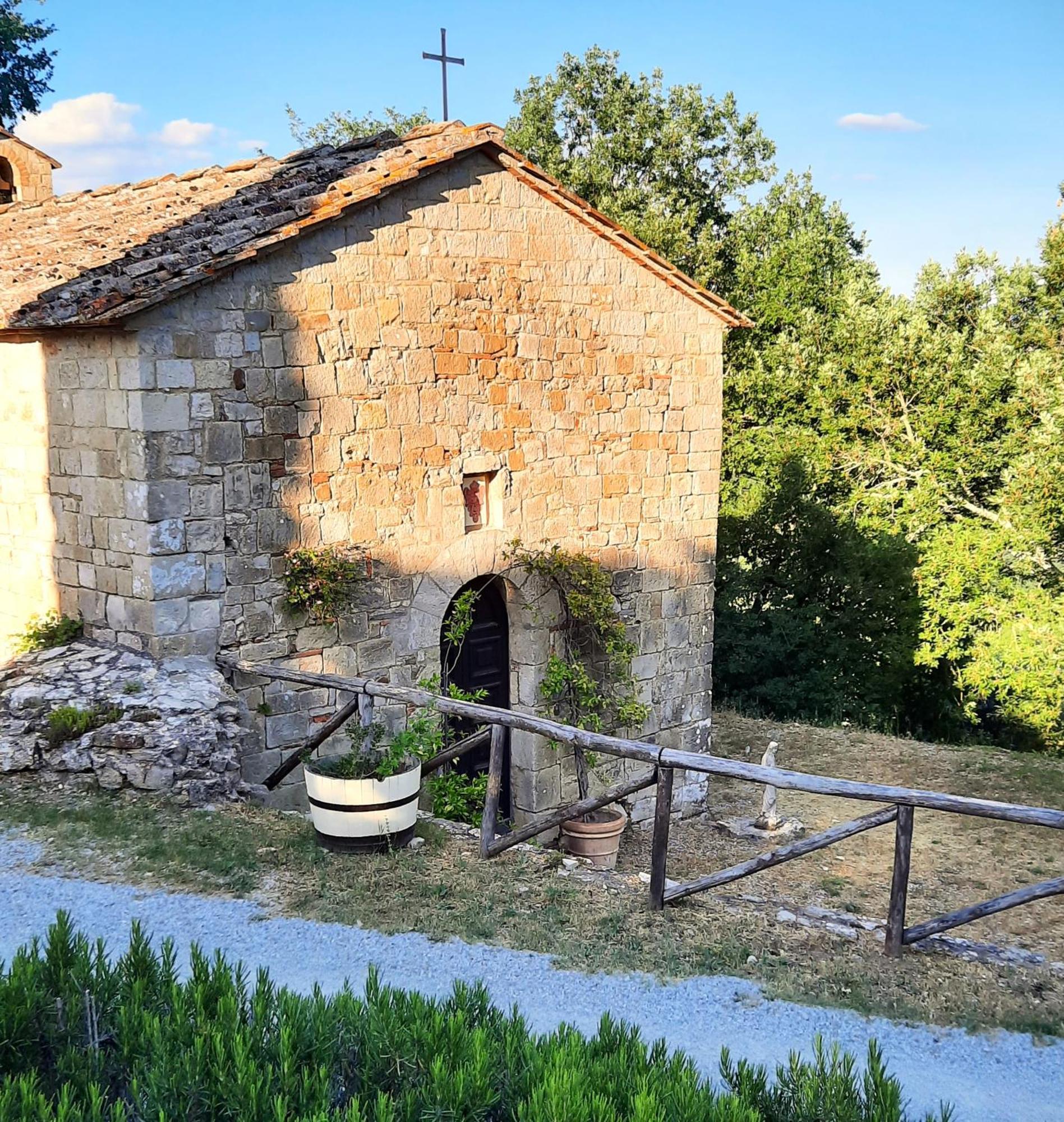 Borgo Livernano - Farmhouse With Pool Radda in Chianti Ngoại thất bức ảnh