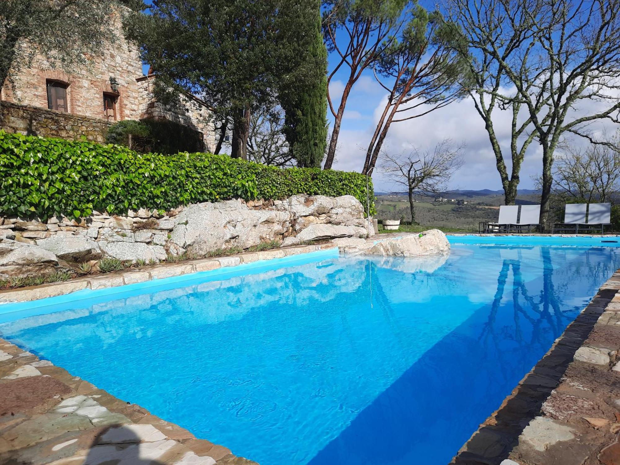 Borgo Livernano - Farmhouse With Pool Radda in Chianti Ngoại thất bức ảnh